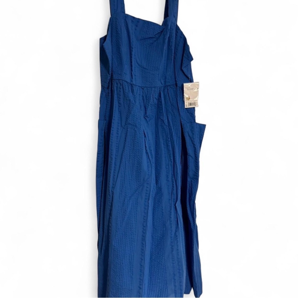 Elegant Blue Sleeveless Dress